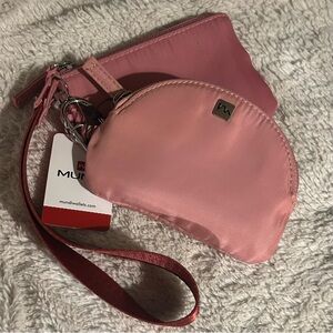 NWT Mundi Pink Wristlet Set